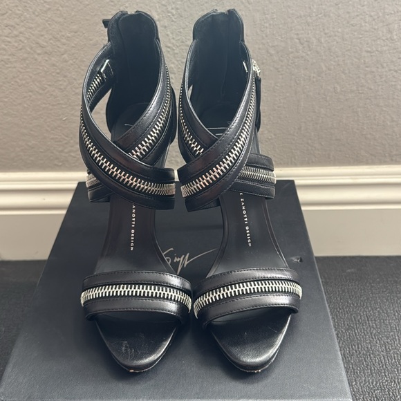 Giuseppe zanotti shoe - Picture 2 of 8